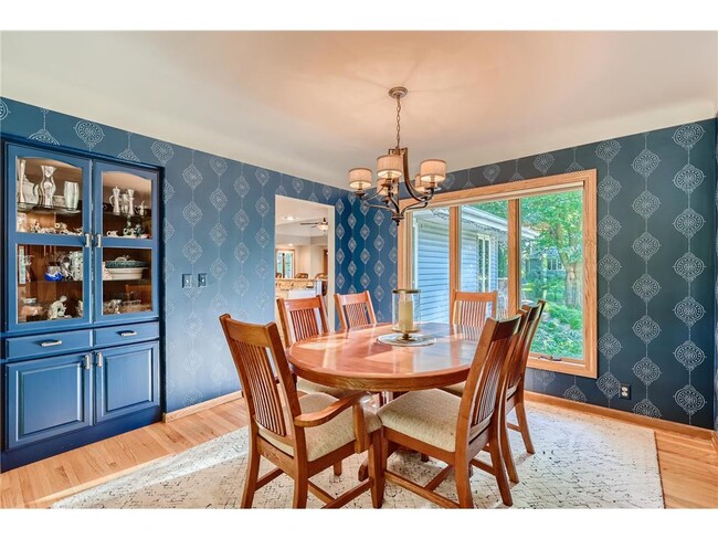 Building Photo - 3200 Frear Dr