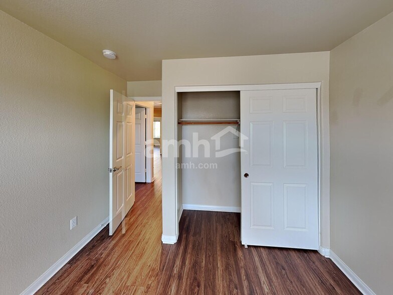 Building Photo - 8920 Bonneville Peak Ct