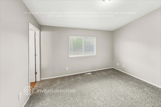 Building Photo - 8018 Crown Ridge Blvd