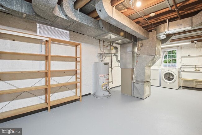 Building Photo - 2926 Kanawha St NW