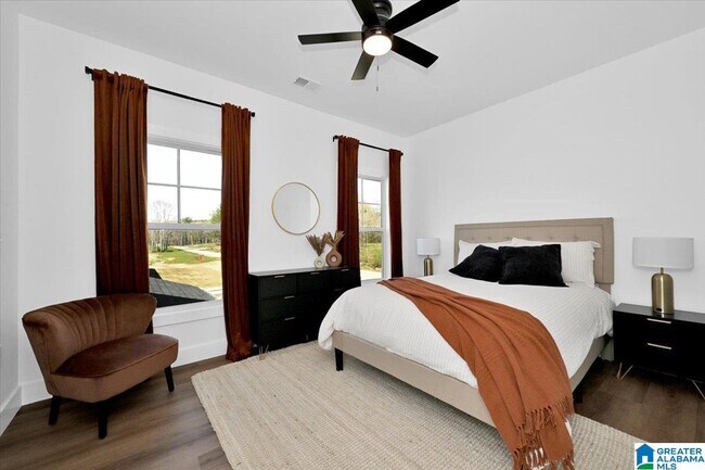 Building Photo - 304 GARDEN St