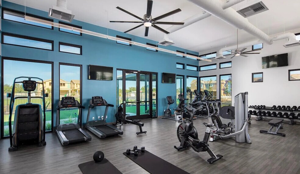 Building Photo - 3050 Lupita Pepper Walk