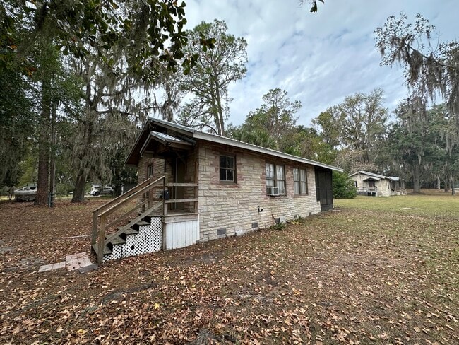 Building Photo - 2344 S Marion Ave