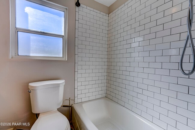 Building Photo - 639 Dameron Dr