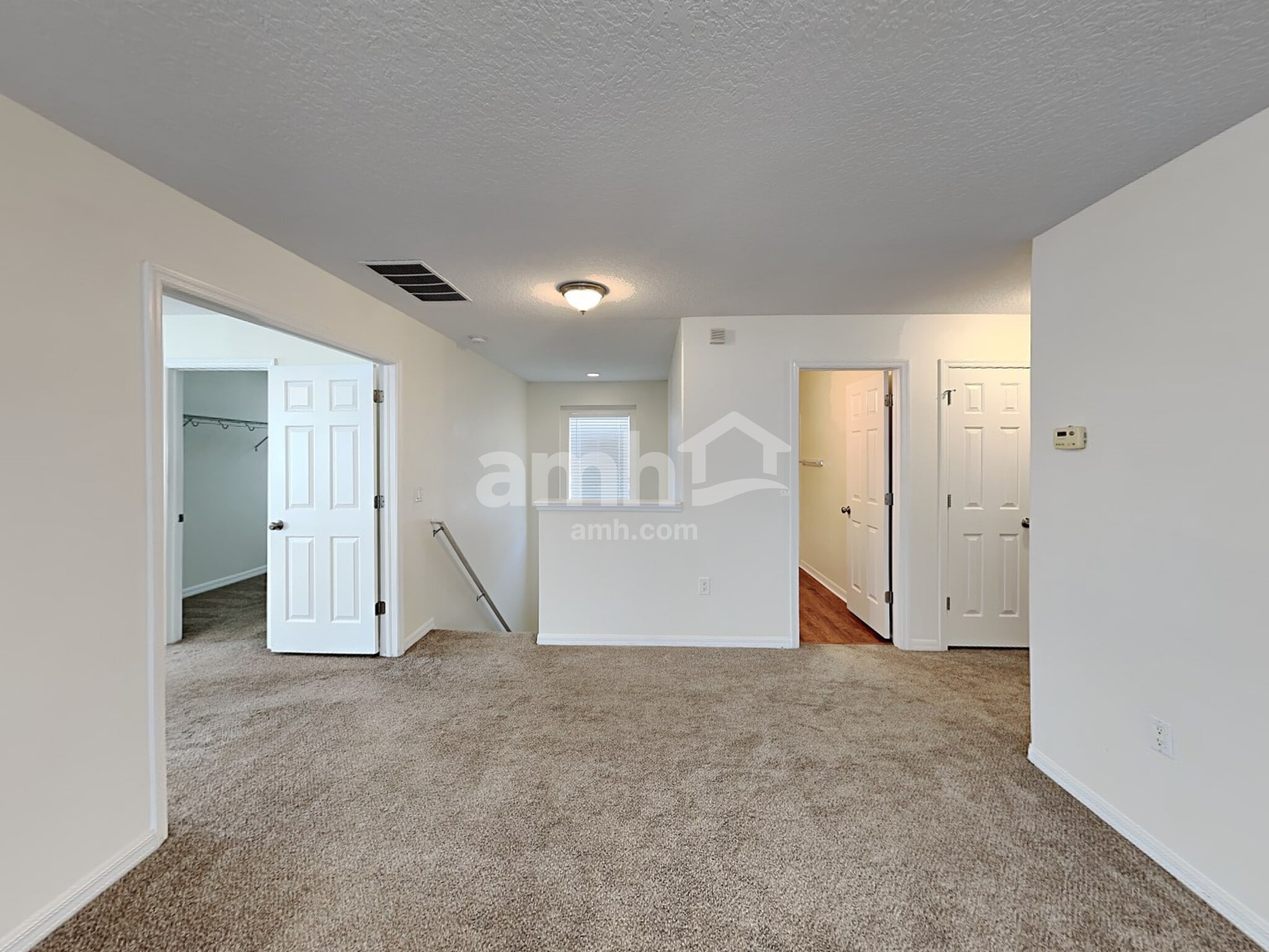 Building Photo - 19554 Timberbluff Dr