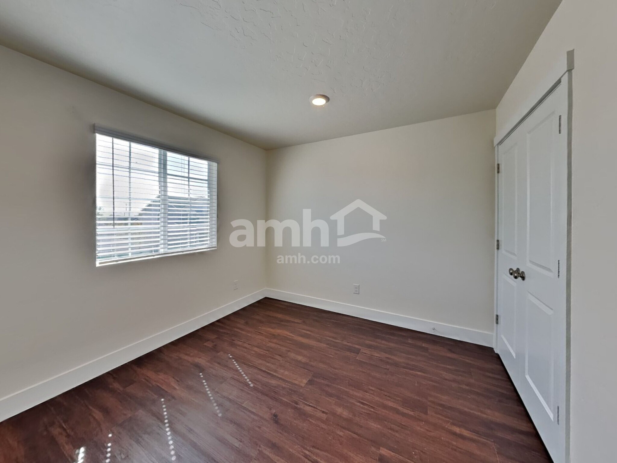 Building Photo - 9480 Clancey St