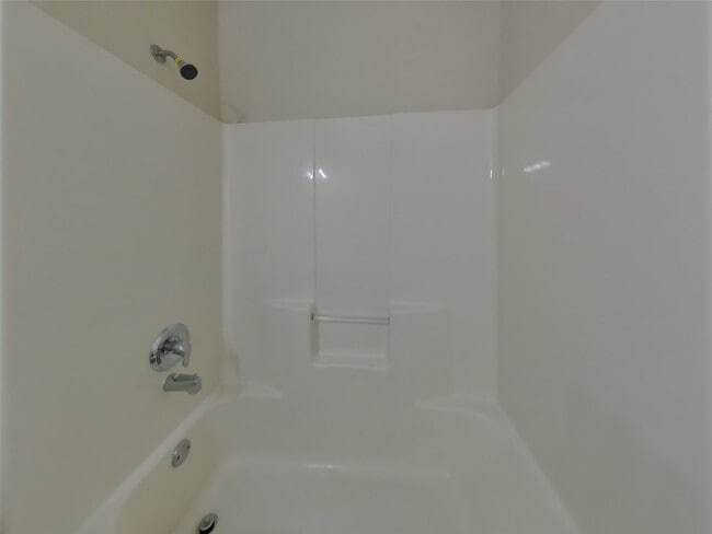 Building Photo - 1414 Ashway St