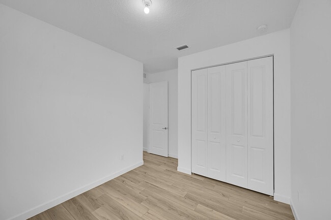 Building Photo - 3501 Harborside Ave