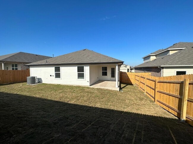 Building Photo - 113 Briggs Ln