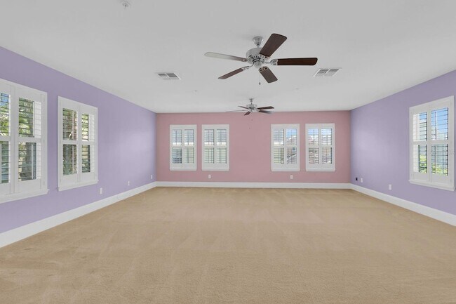 Building Photo - 2851 Dorell Ave