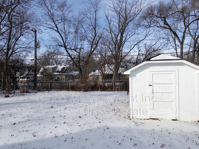 Building Photo - 104 Walnut St