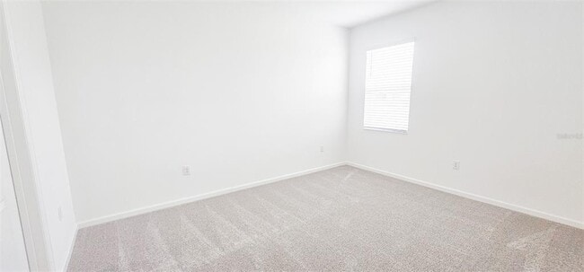 Building Photo - 429 Silver Palm Dr