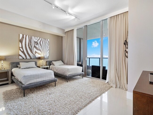 Building Photo - 9705 Collins Ave