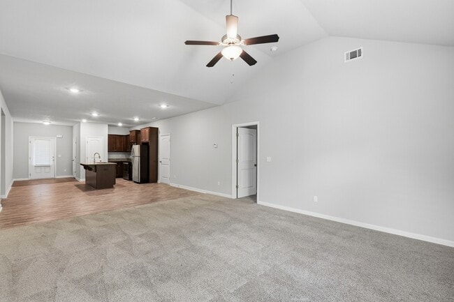 Building Photo - 145 Mandy Ln