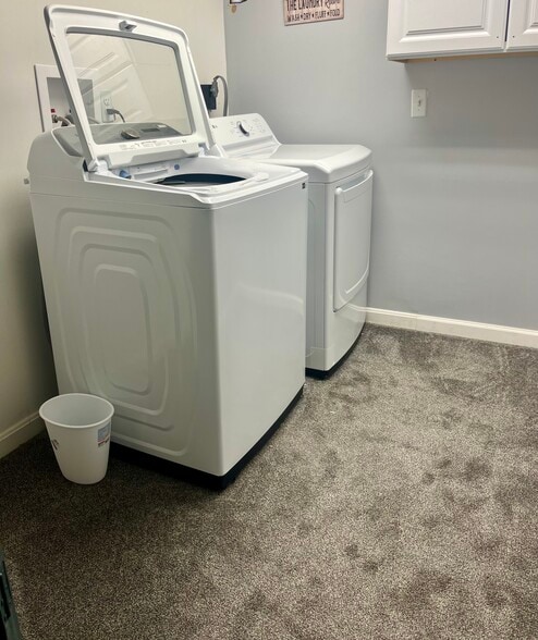 Laundry - 13202 Wilton Oaks Dr
