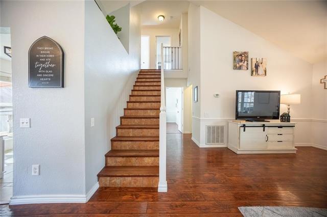 Building Photo - 3824 Huckleberry Dr