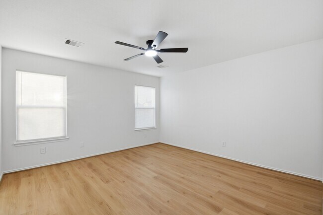 Building Photo - 20615 Moonrise River Ln