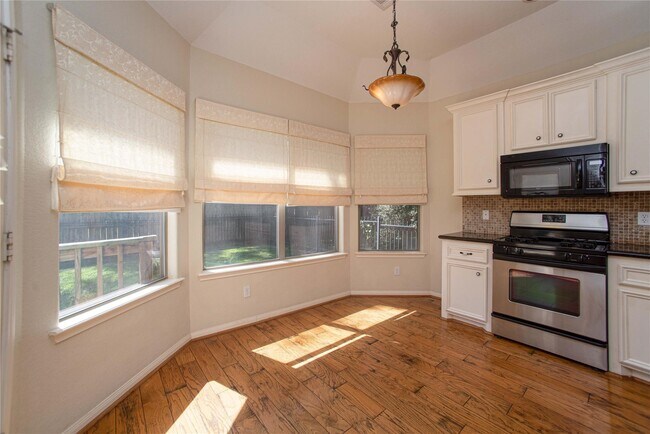 Building Photo - 93 Wick Willow Dr