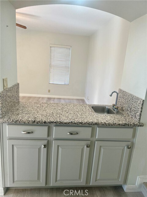 Building Photo - 5018 Evanwood Ave