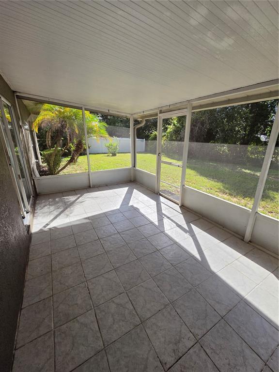 Building Photo - 9442 Water Fern Cir