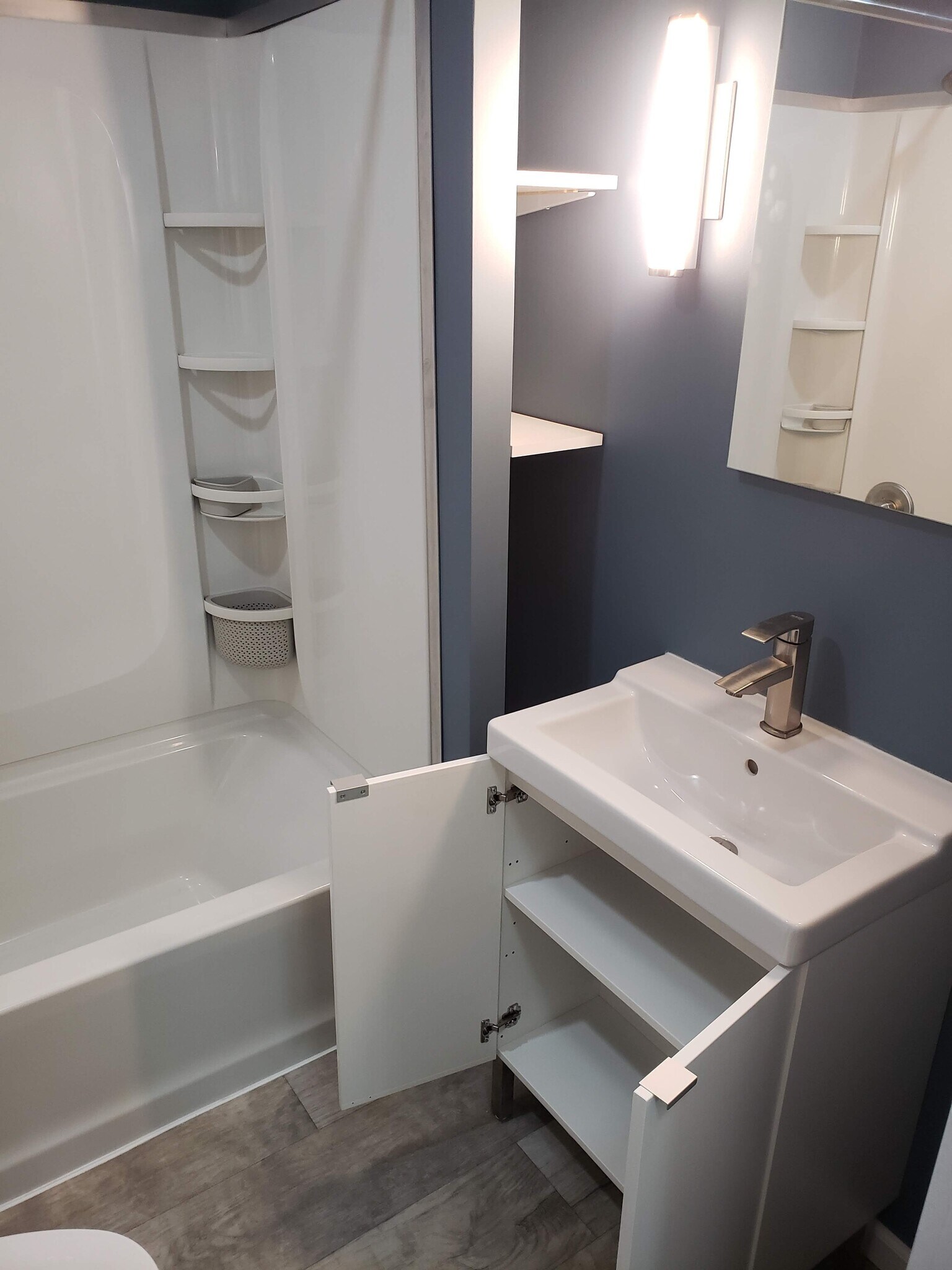 bathroom - 1019 Widdicomb Ave NW