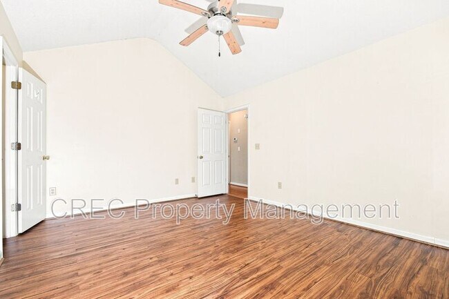 Building Photo - 1355 Fiddle Way