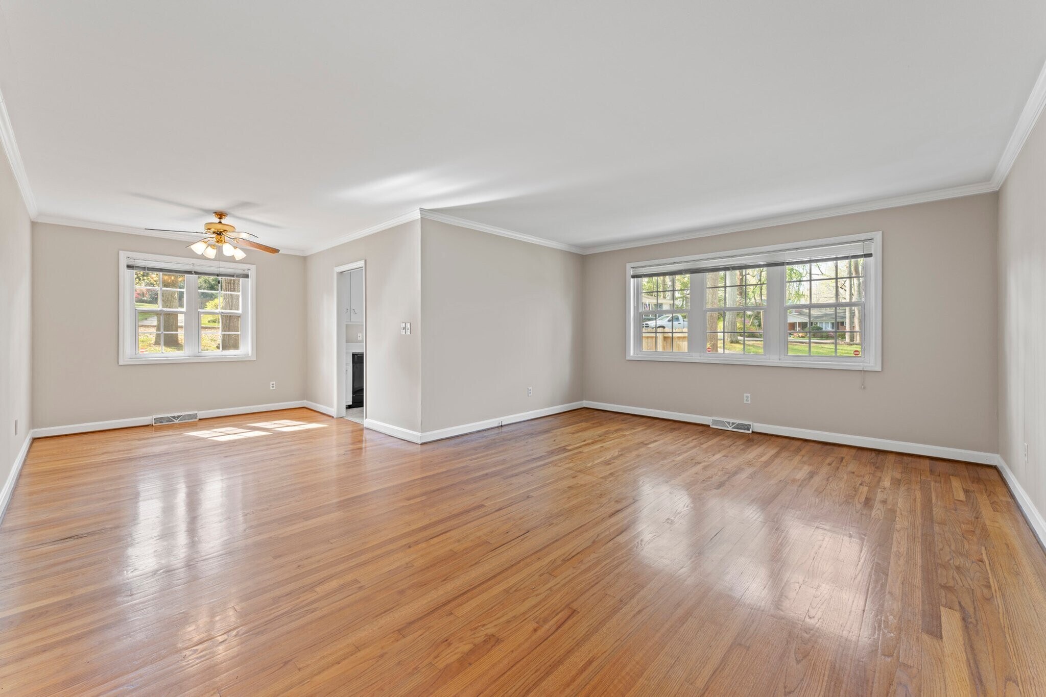 Building Photo - 30 Knoxbury Terrace