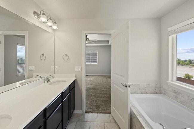 Building Photo - 9432 Beryl Dr