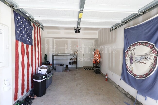 Building Photo - 1500 W Moore St