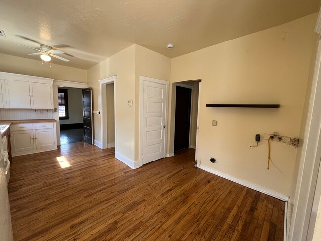 Building Photo - Historic, Charming Home in Coronado Distri...