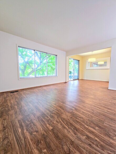 Building Photo - 16810 Edloytom Way