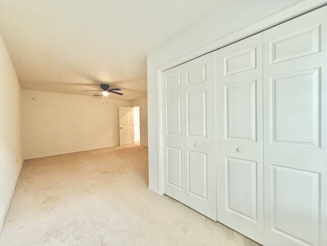 Building Photo - 7211 Merlot Sienna Ave