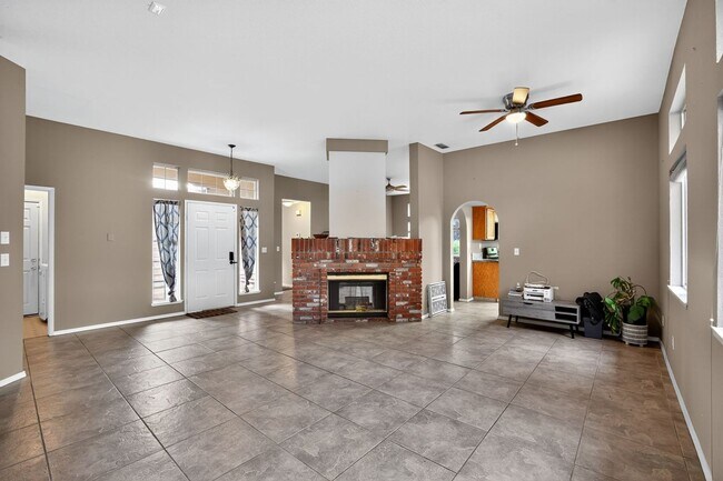 Building Photo - Beautifully Updated Home on Prime Corner Lot | Upgrades in Progress