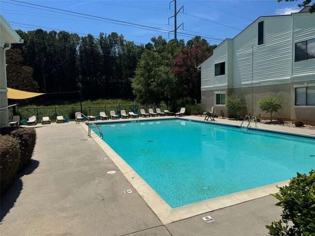 Building Photo - 5005 Wingate Way