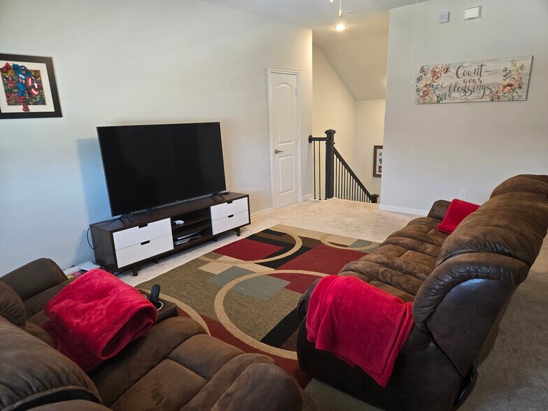 Building Photo - 4100 Smokey Hill Ct