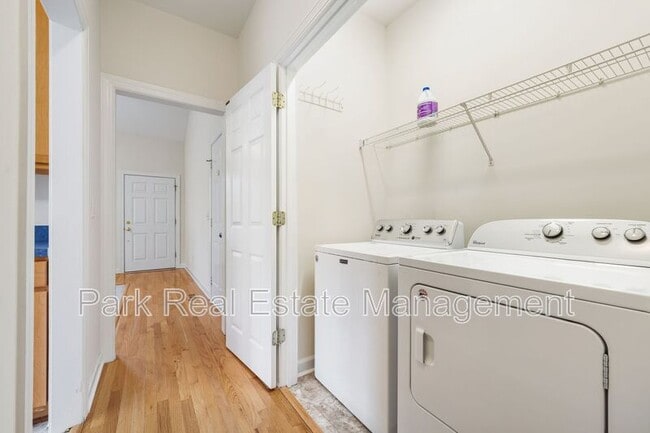 Building Photo - 304 Chatham Forest Dr