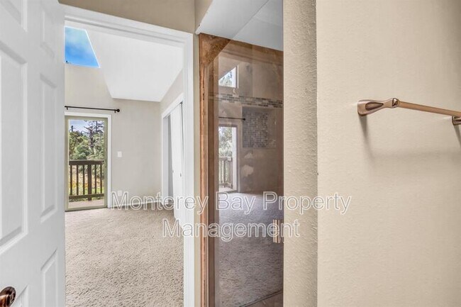 Building Photo - 29 Montsalas Dr