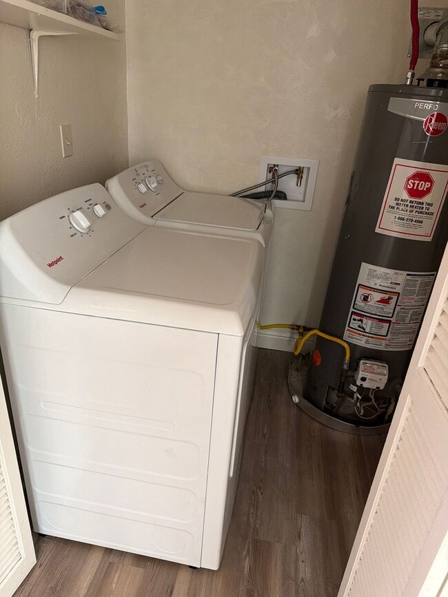 Building Photo - Vogt-1116 5th St