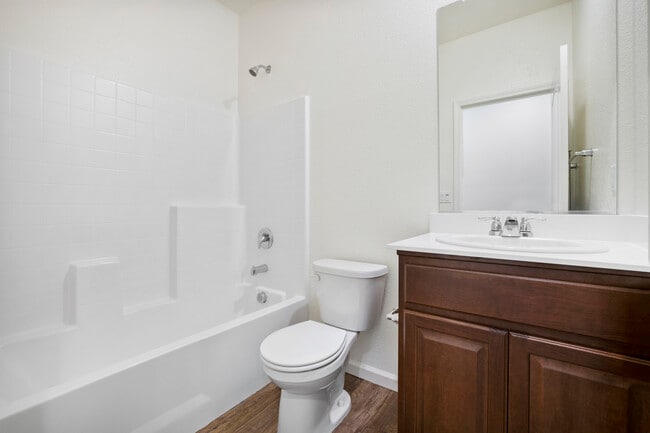 Building Photo - 1963 Manchester Dr