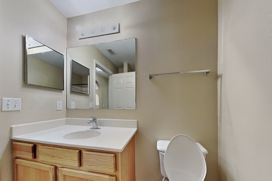 Building Photo - 6407 Tabogi Trl