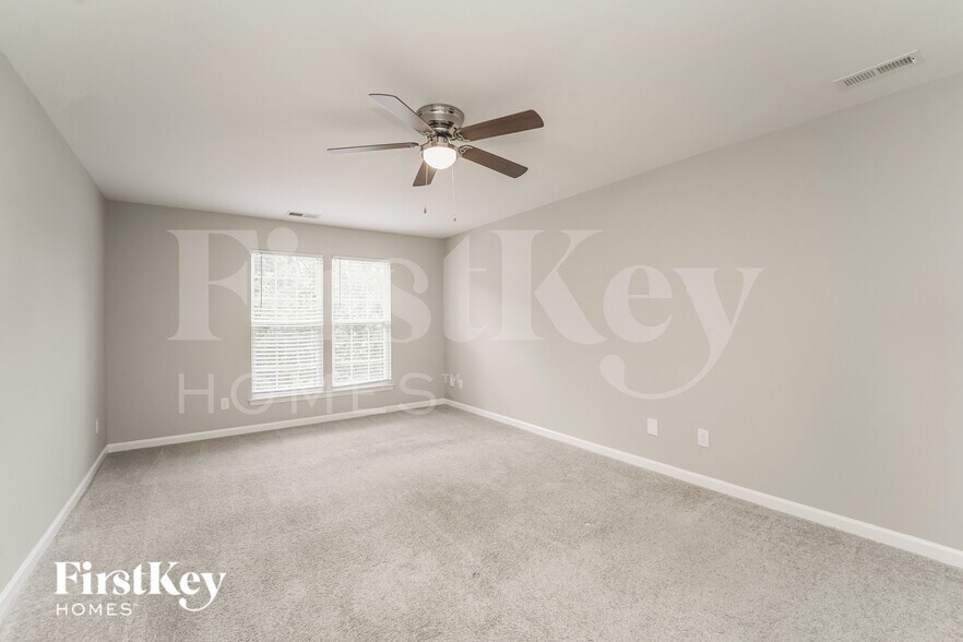 Building Photo - 13413 Edgetree Dr