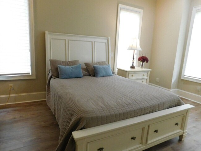 Building Photo - Beautiful Home Located In Indigo Run