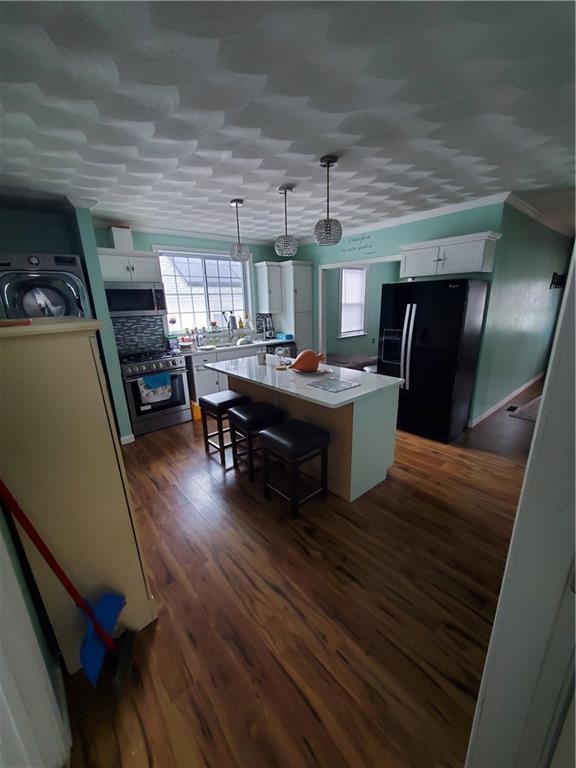 Building Photo - 75 Naples Ave