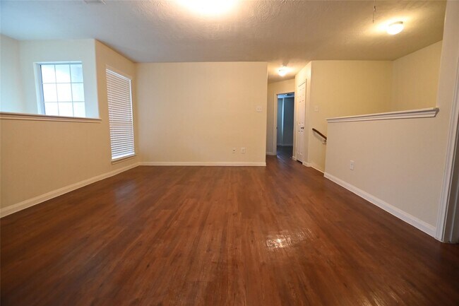 Building Photo - 15431 Bammel Oaks Ct