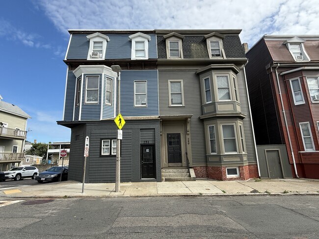 Building Photo - 249 Lexington St