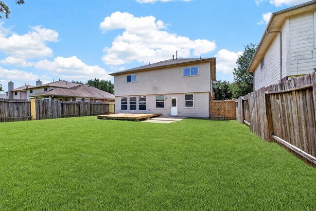 Building Photo - 19246 Hopeview Ct