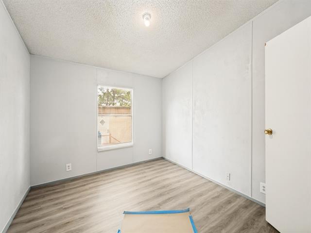 Building Photo - 6205 N Highland Cir