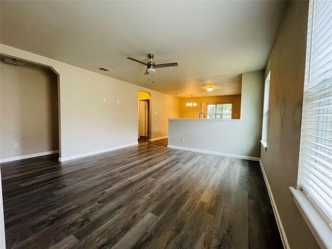 Building Photo - 1116 Canada Wild Dr
