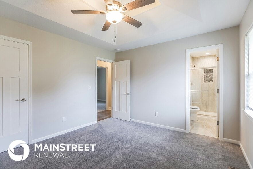 Building Photo - 1435 Park Cir