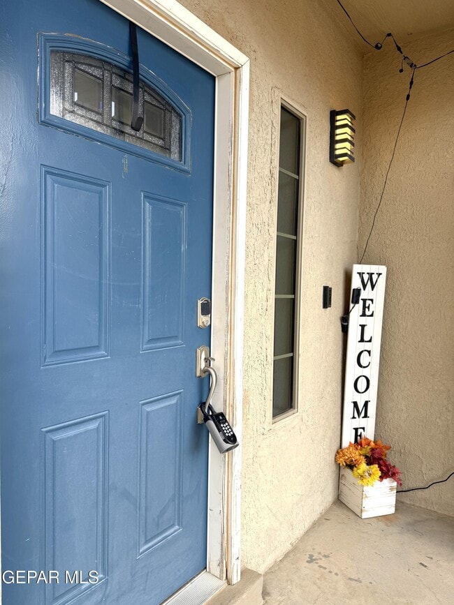 Building Photo - 11952 Mesquite Miel Dr